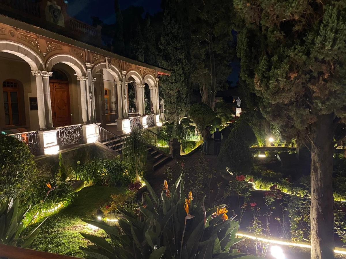 Hotel Express Quinta Soledad Kota Meksiko Bagian luar foto
